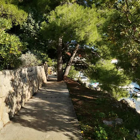 Bosi I Goli Apartment Starigrad Paklenica