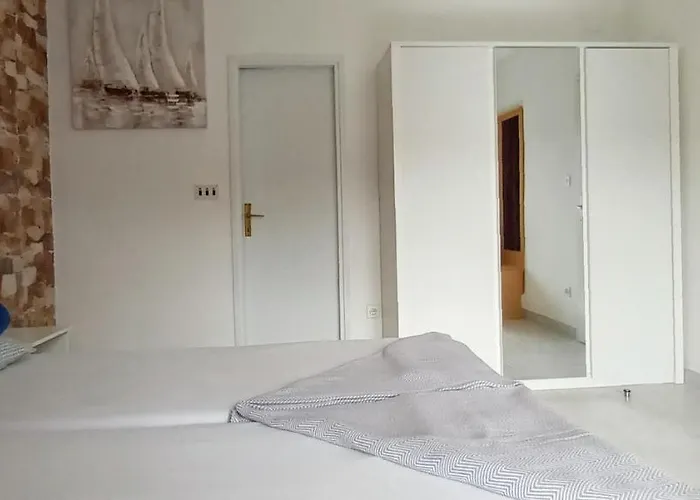 Bosi I Goli Appartement