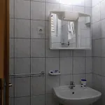 Bosi I Goli * Starigrad Paklenica