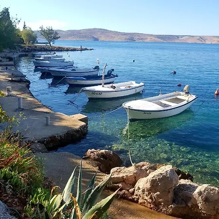 Bosi I Goli דירה